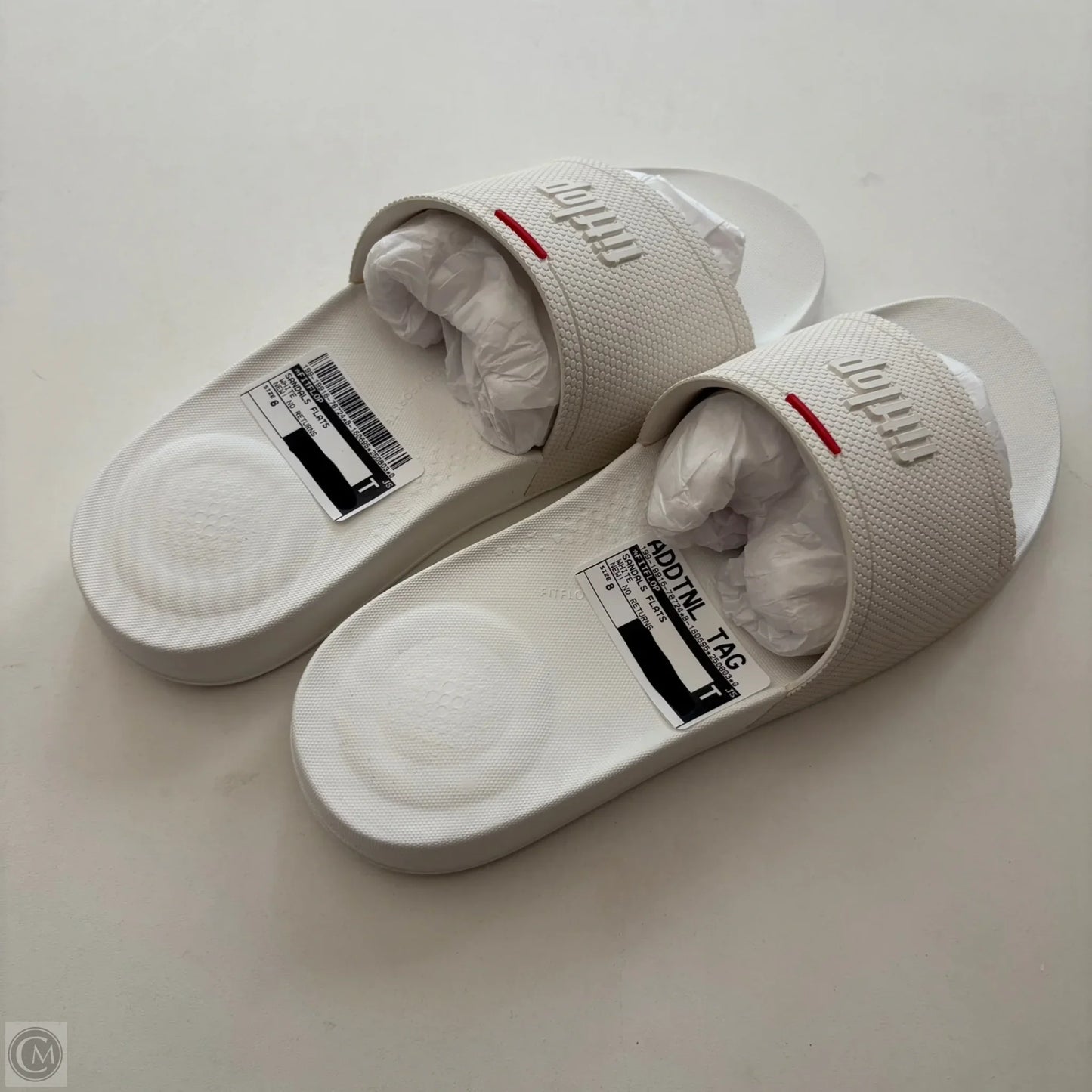 Sandals Flats By Fitflop In White, Size: 8