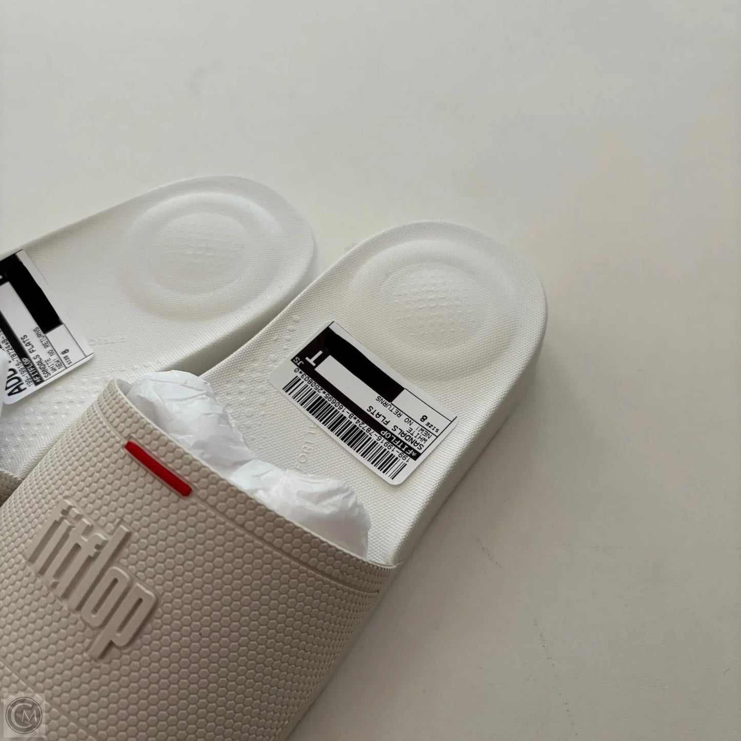 Sandals Flats By Fitflop In White, Size: 8