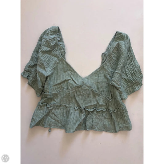 Top Short Sleeve By Kirious In Green, Size: L