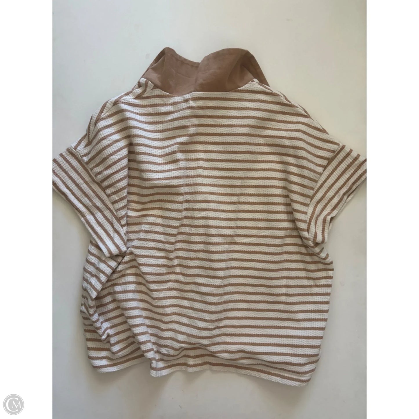 Top Short Sleeve By Maurices In Striped Pattern, Size: L