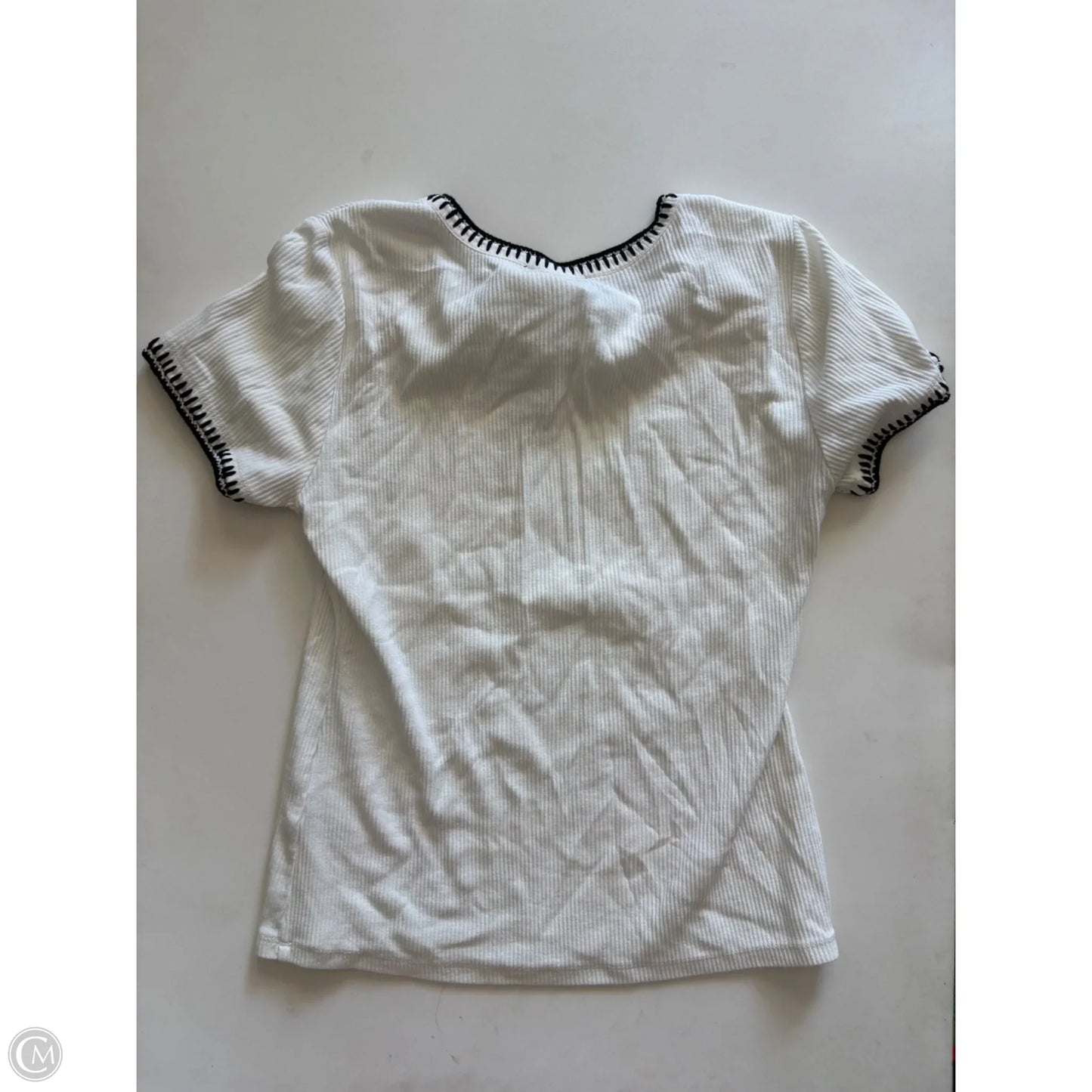 Top Short Sleeve By Truth In White, Size: L