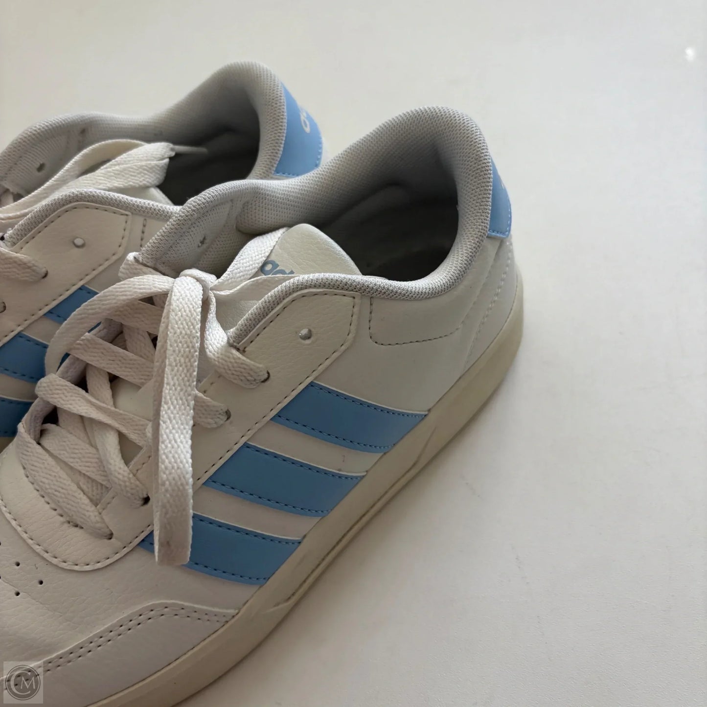 Shoes Sneakers By Adidas In Blue & White, Size: 7