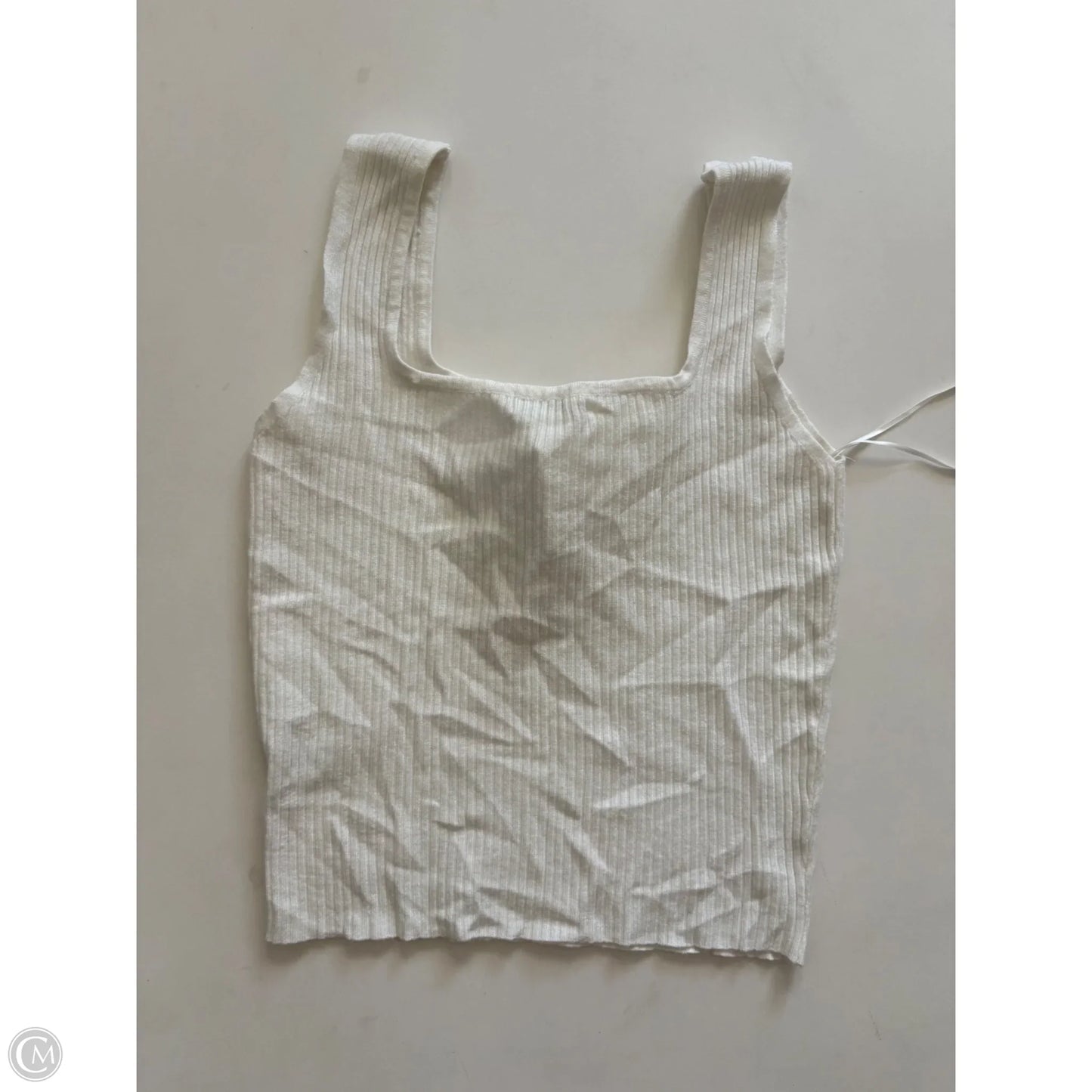 Top Sleeveless By Clothes Mentor In White