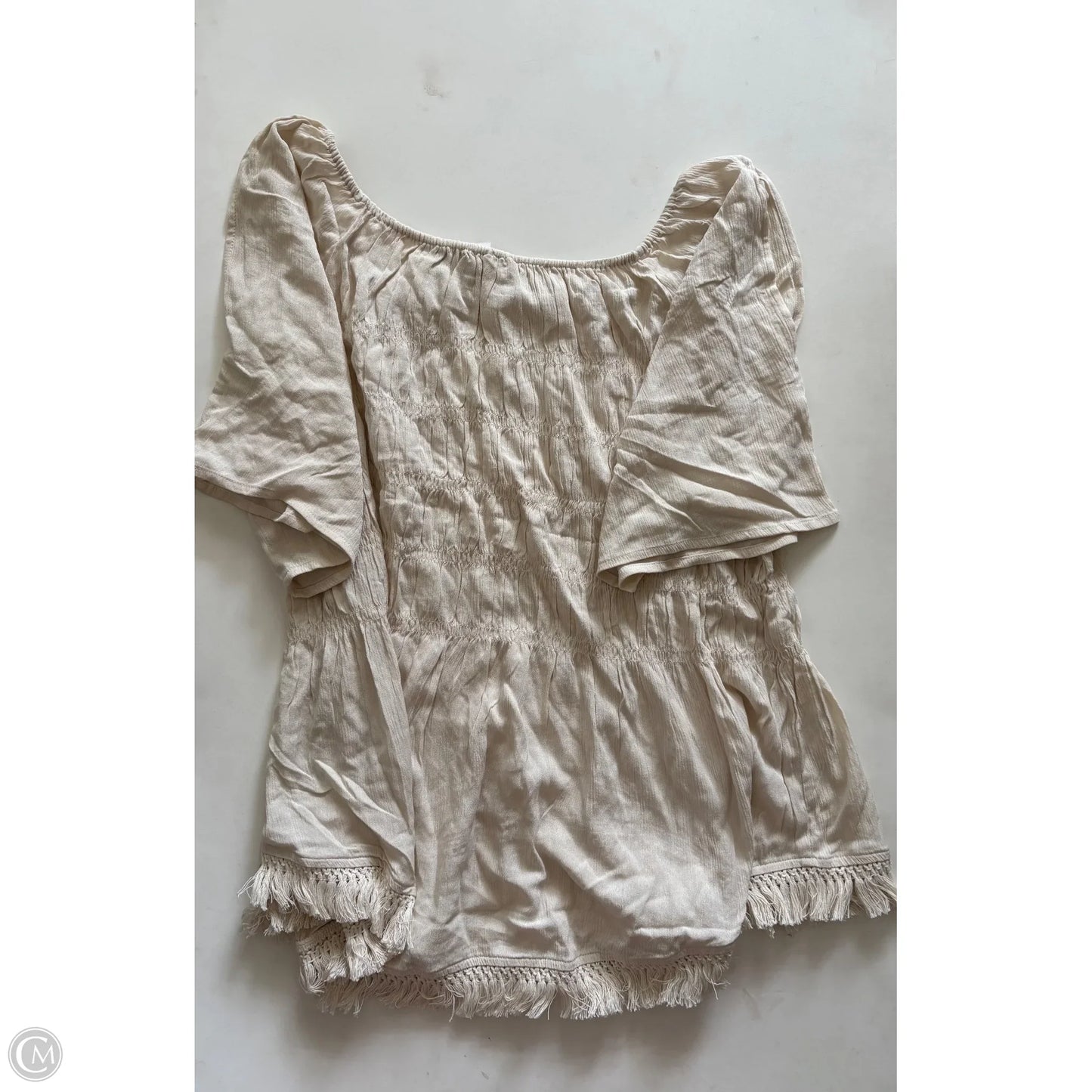 Top Short Sleeve By Cato In Beige, Size: 2x