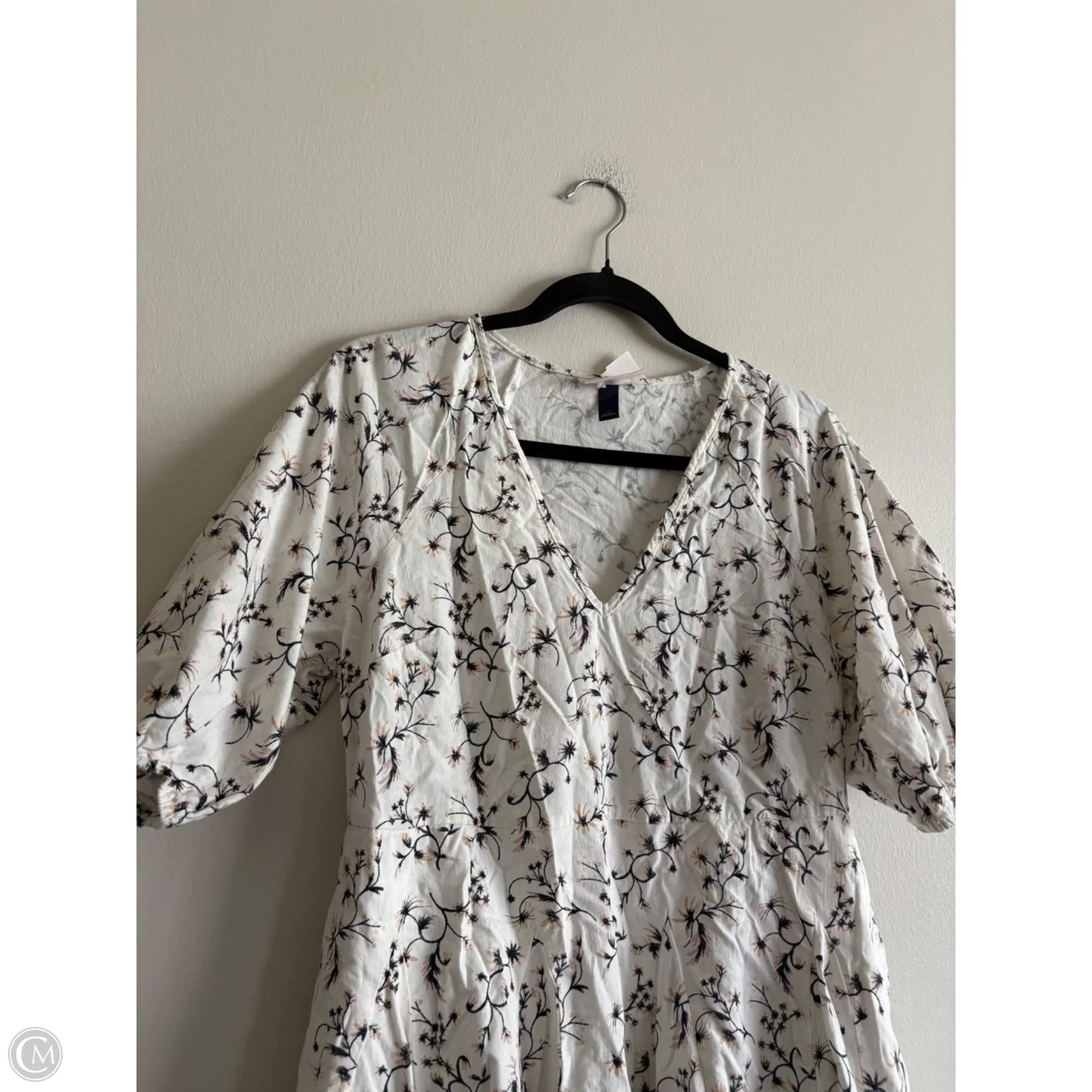 Dress Casual Short By Universal Thread In White, Size: S