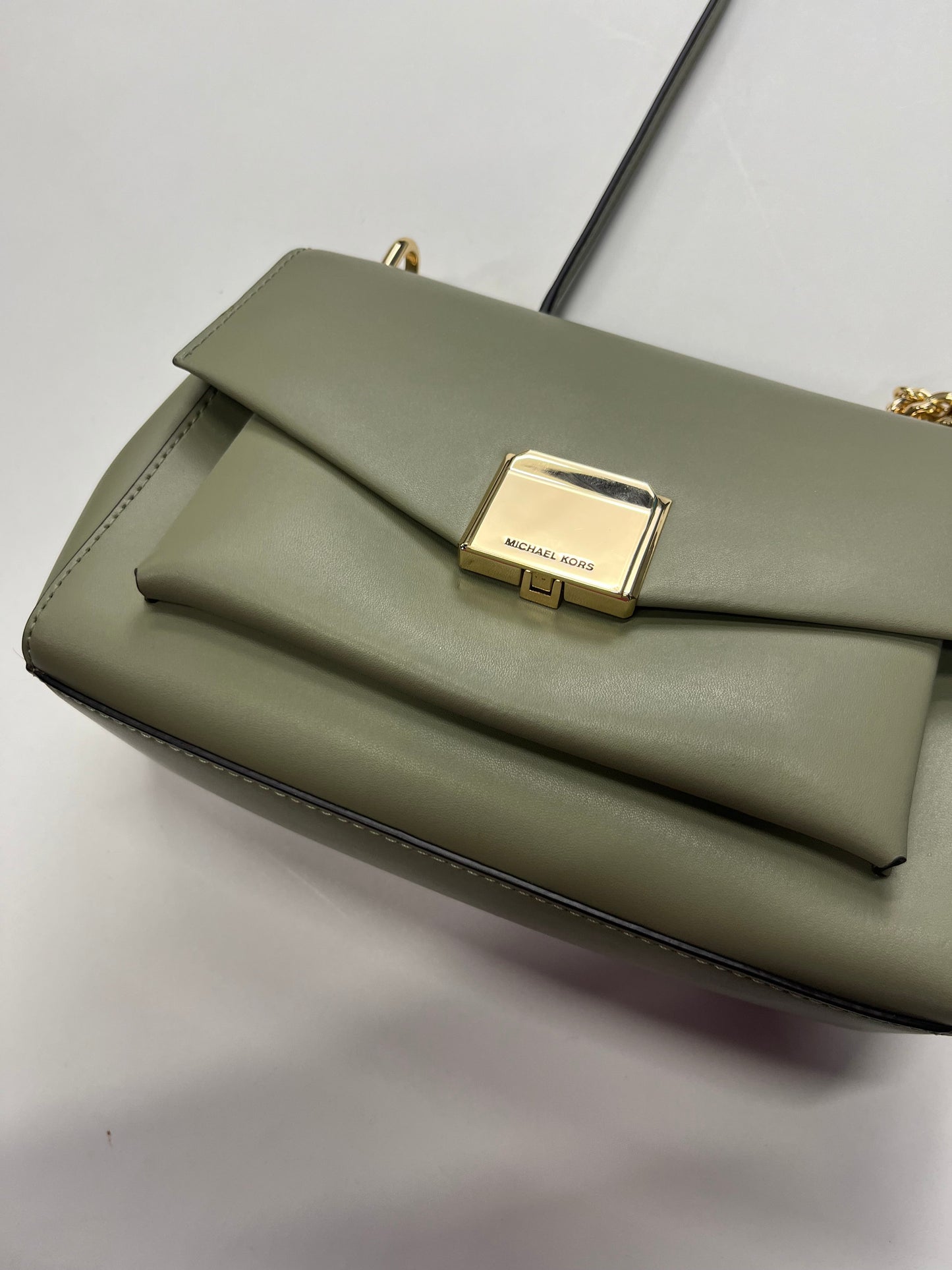 Mint Handbag Designer Michael Kors, Size Medium