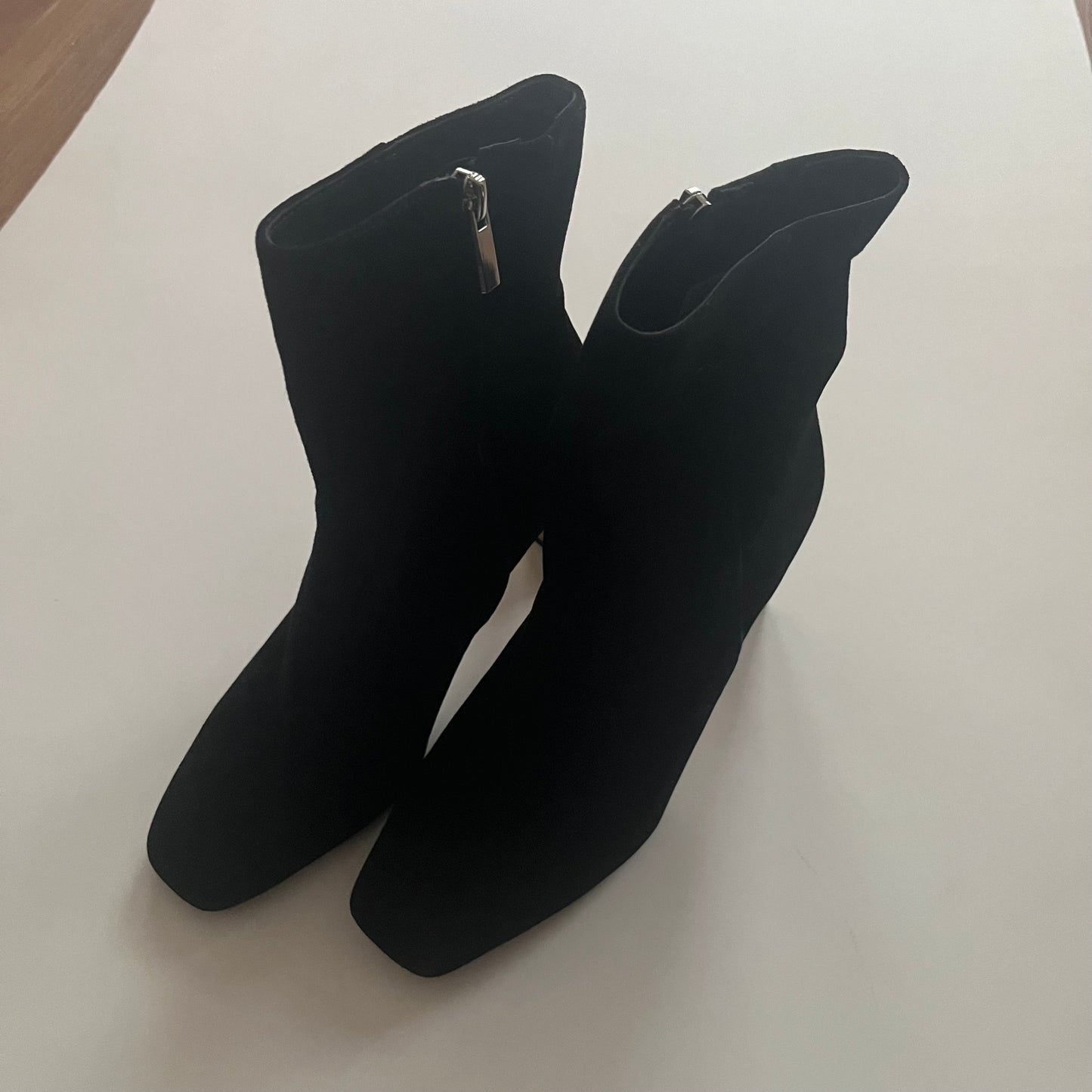 Black Boots Ankle Heels Dolce Vita, Size 6