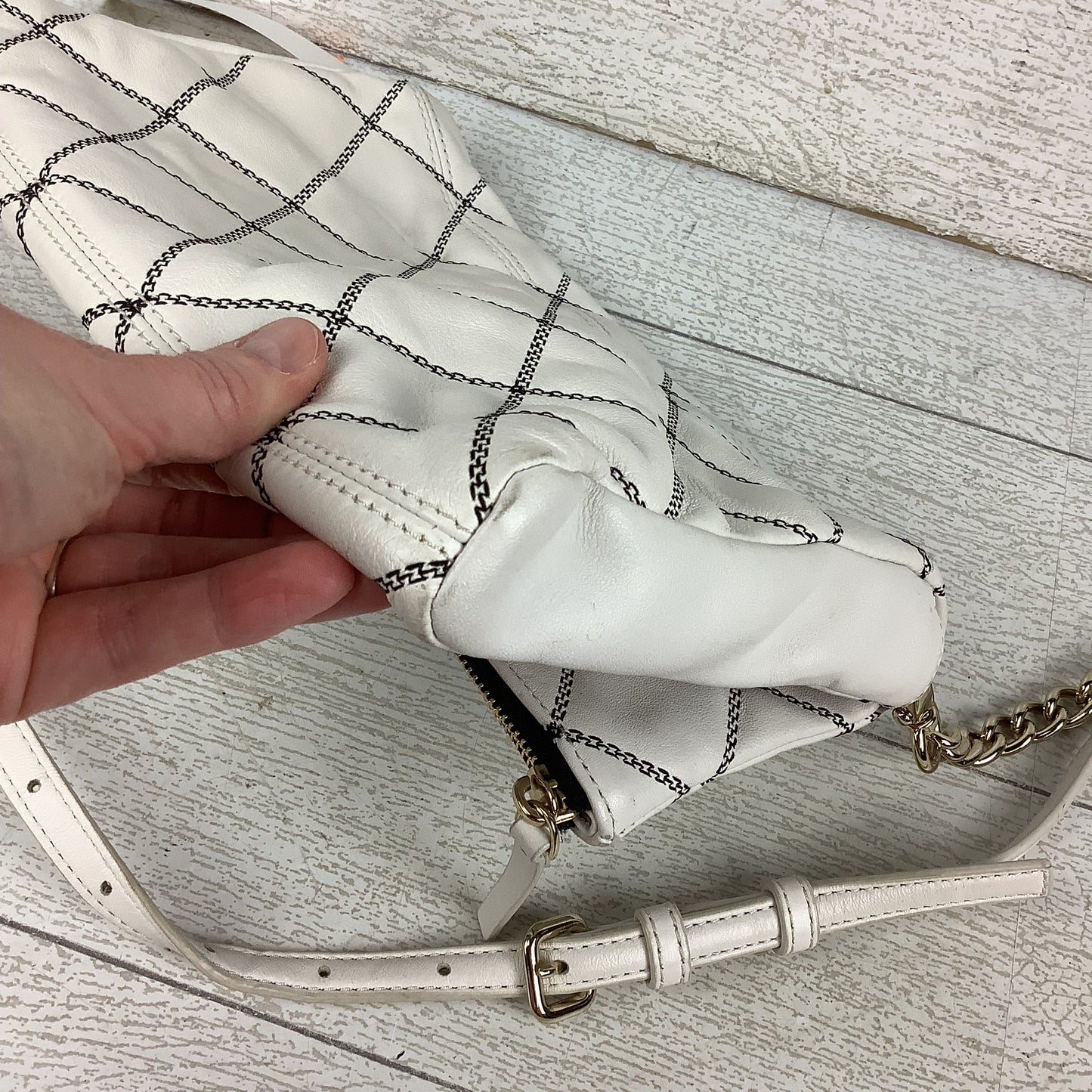 Crossbody Designer By Kate Spade, Size: Medium