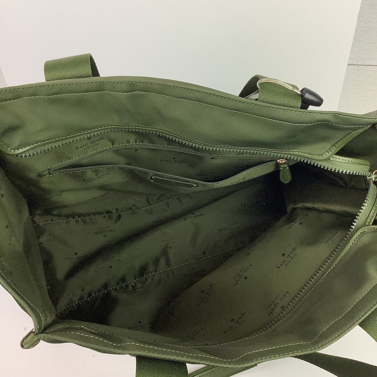 Tote Designer By Kate Spade, Size: Medium