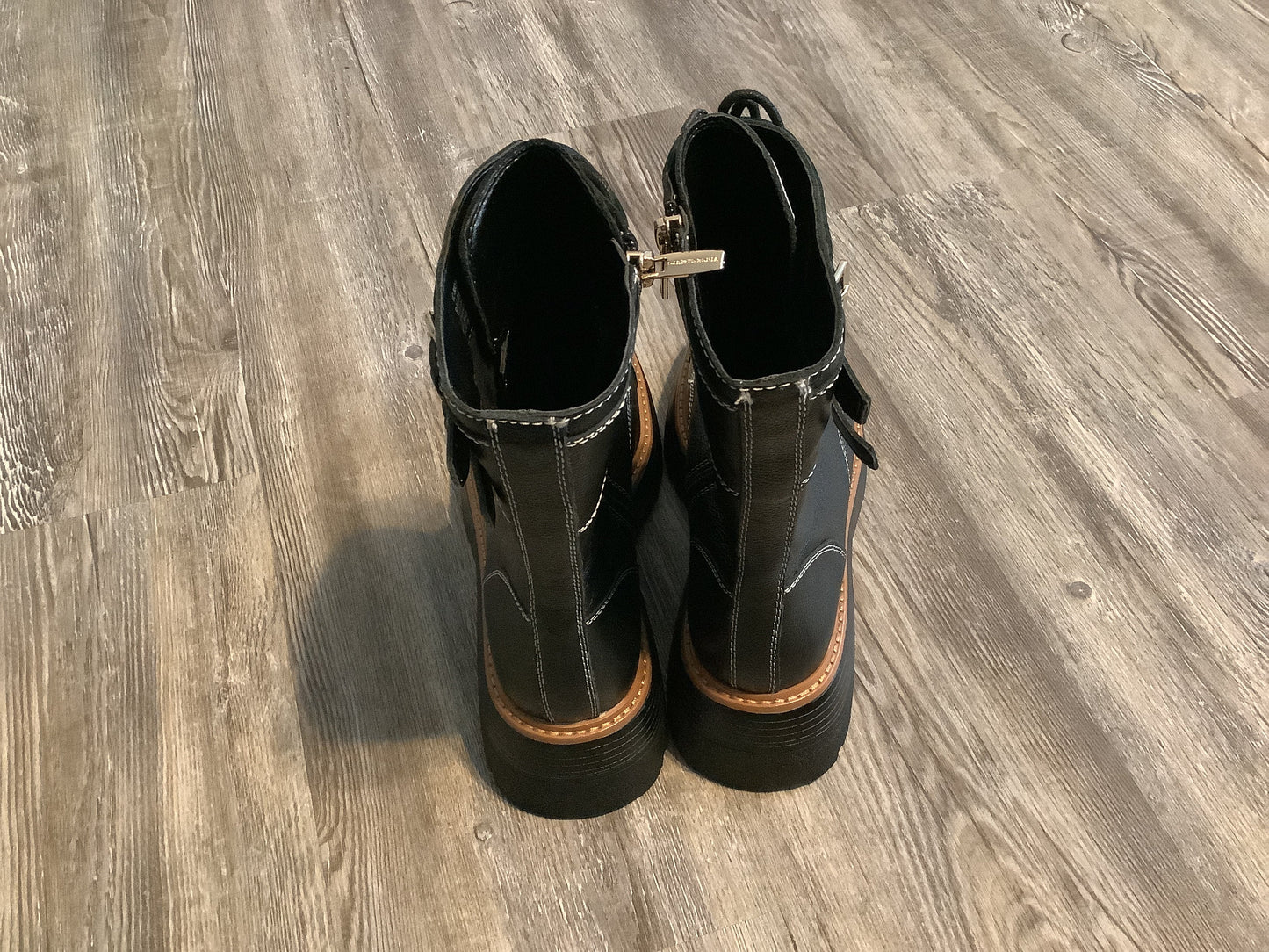 Boots Combat By Vince Camuto  Size: 8.5