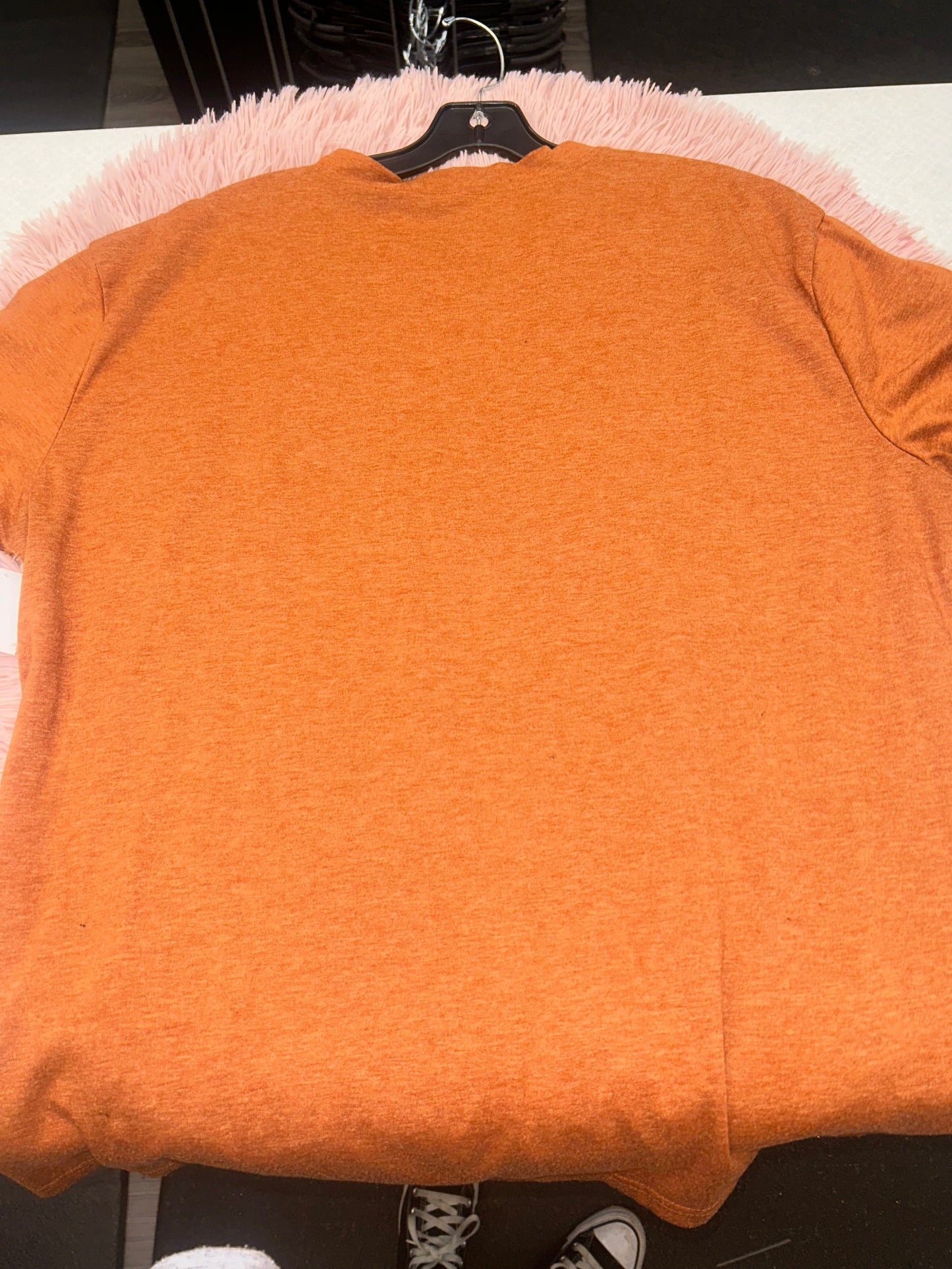 Orange Black Top Short Sleeve Basic Clothes Mentor, Size 2x