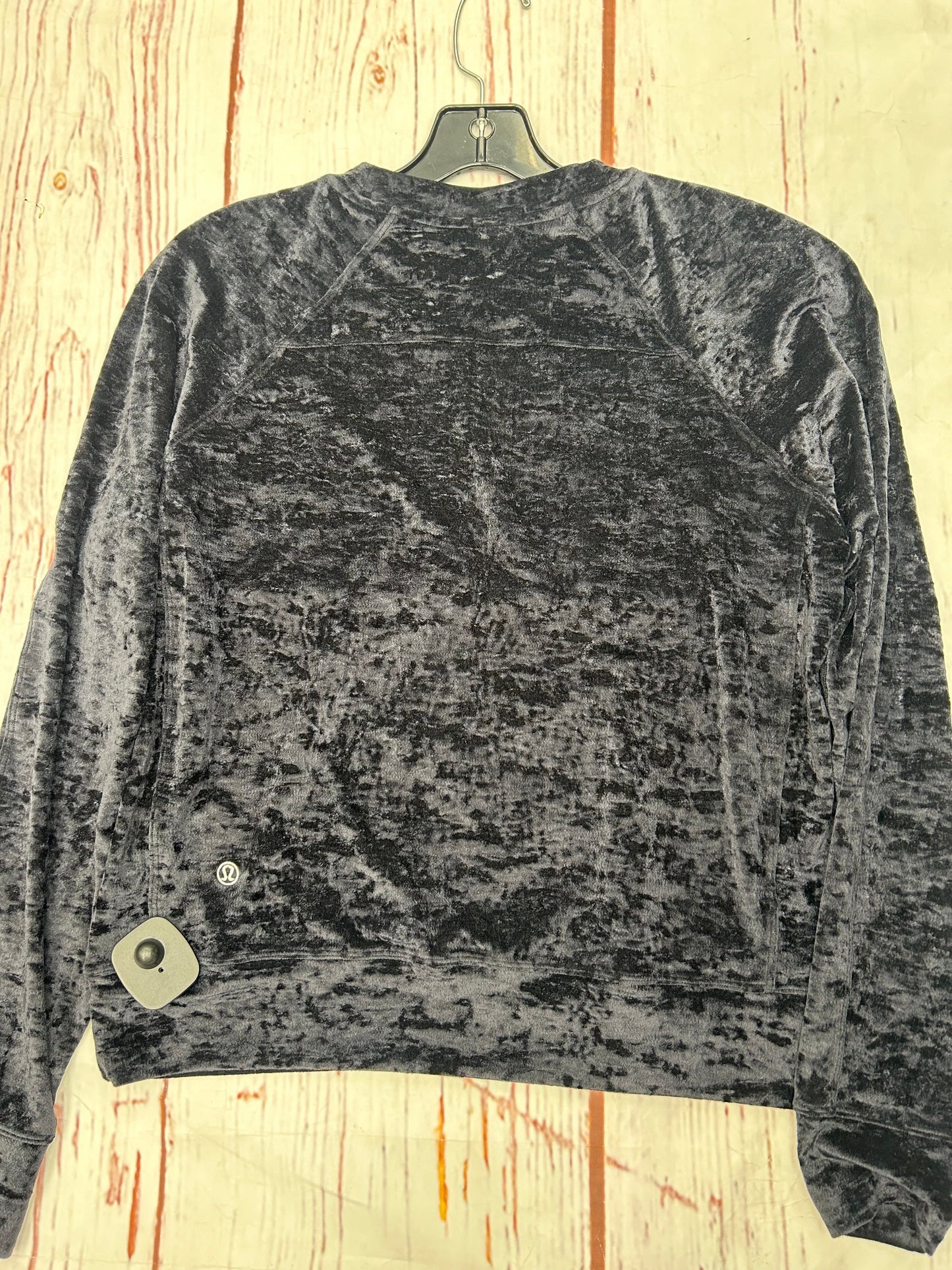 Athletic Top Long Sleeve Crewneck By Lululemon In Black, Size: 6