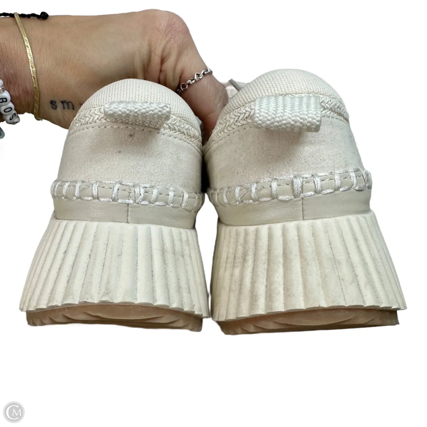 Shoes Sneakers By Dv In Cream, Size: 8