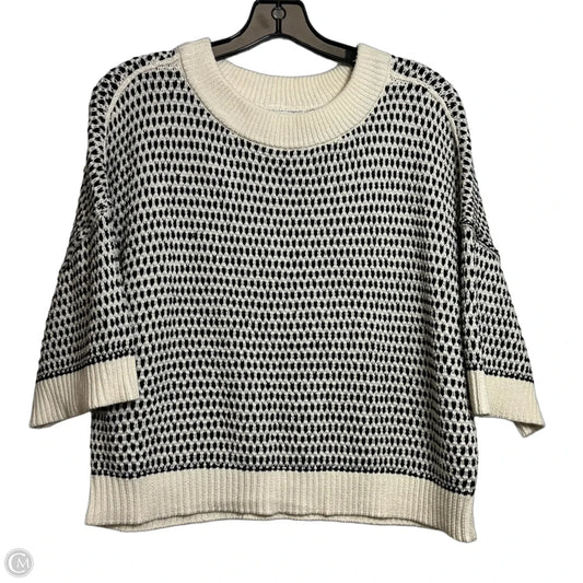 Top Short Sleeve By Blu Pepper In Black & White, Size: M