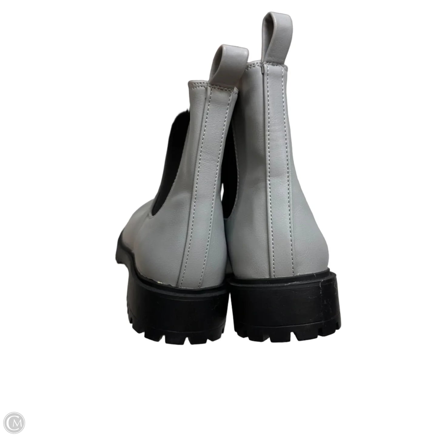 Boots Ankle Flats By Clothes Mentor In Grey, Size: 9