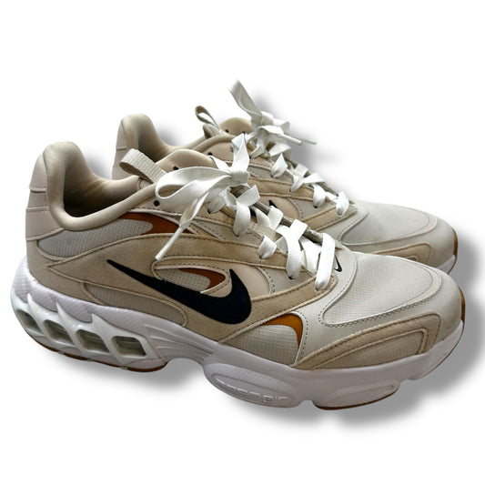 Shoes Athletic By Nike In Tan, Size: 8.5