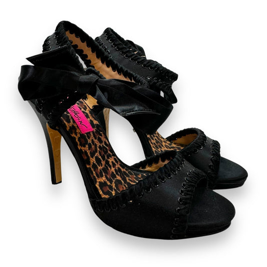 Shoes Heels Stiletto By Betsey Johnson In Black, Size: 6