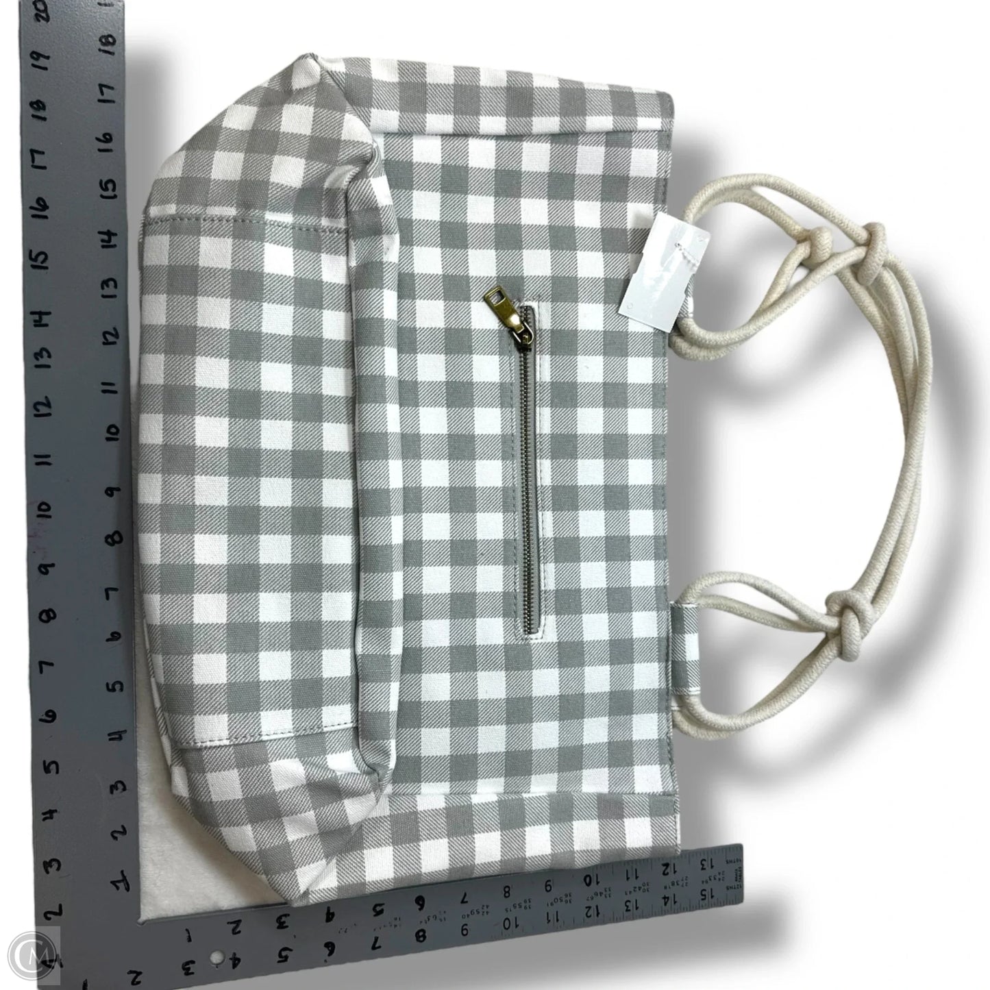 Tote By Clothes Mentor, Size: Medium