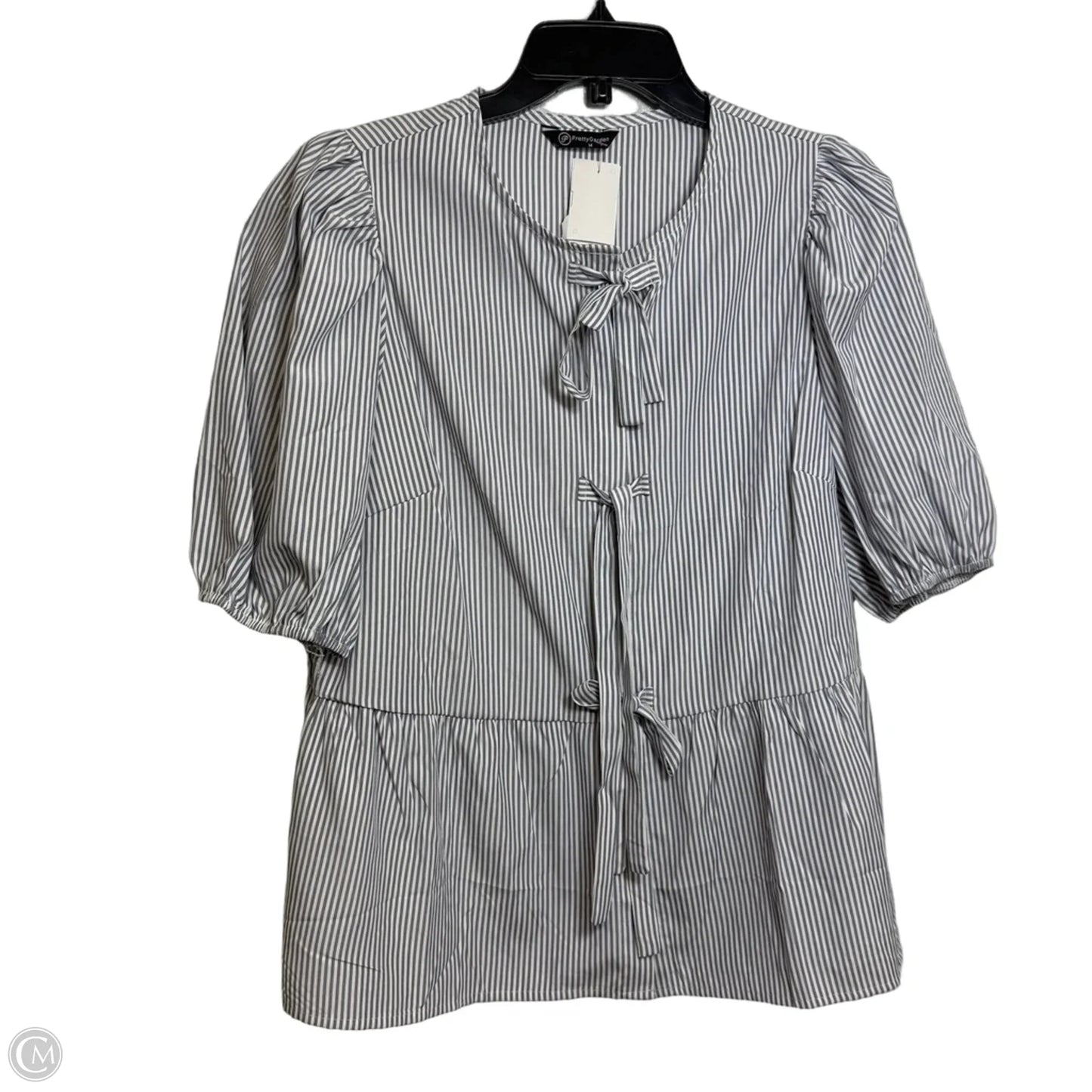 Top Short Sleeve By Prettygarden In Grey, Size: M