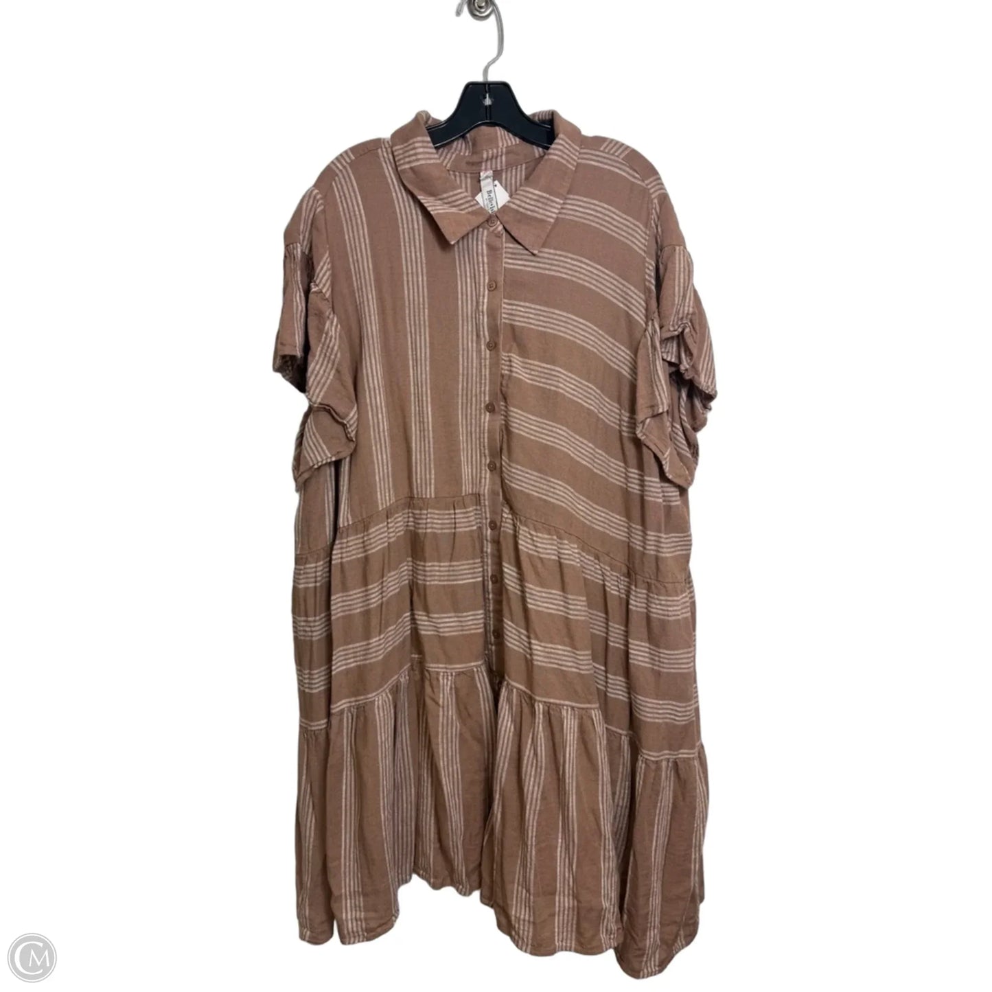 Dress Casual Short By Clothes Mentor In Tan, Size: S