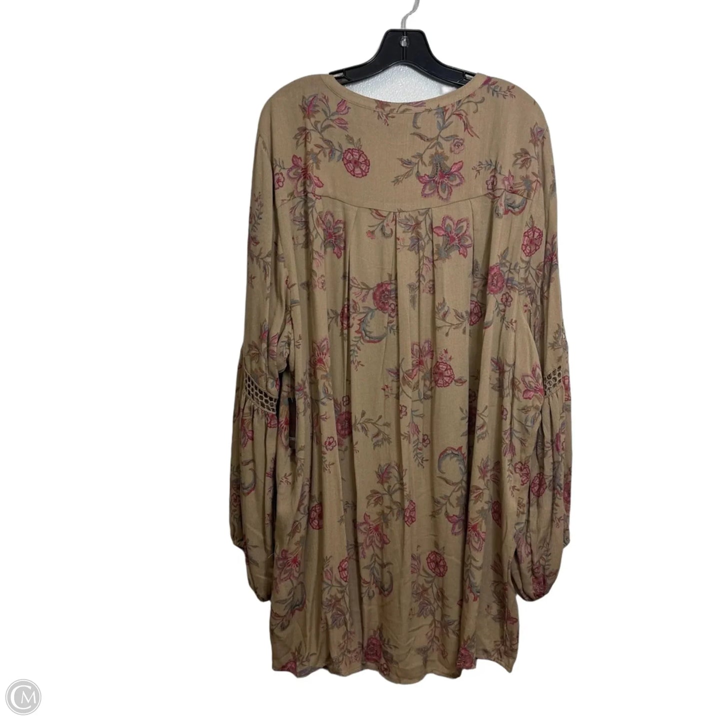Top Long Sleeve By Clothes Mentor In Tan, Size: 4x