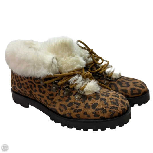 Boots Ankle Flats By Bearpaw In Animal Print, Size: 7