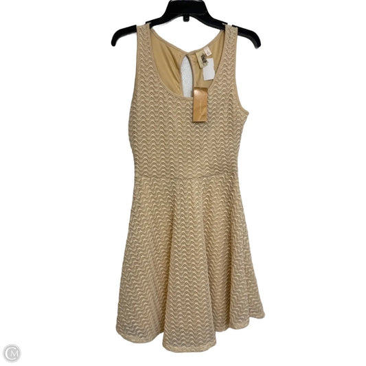 Dress Casual Short By Francesca's In Cream, Size: L