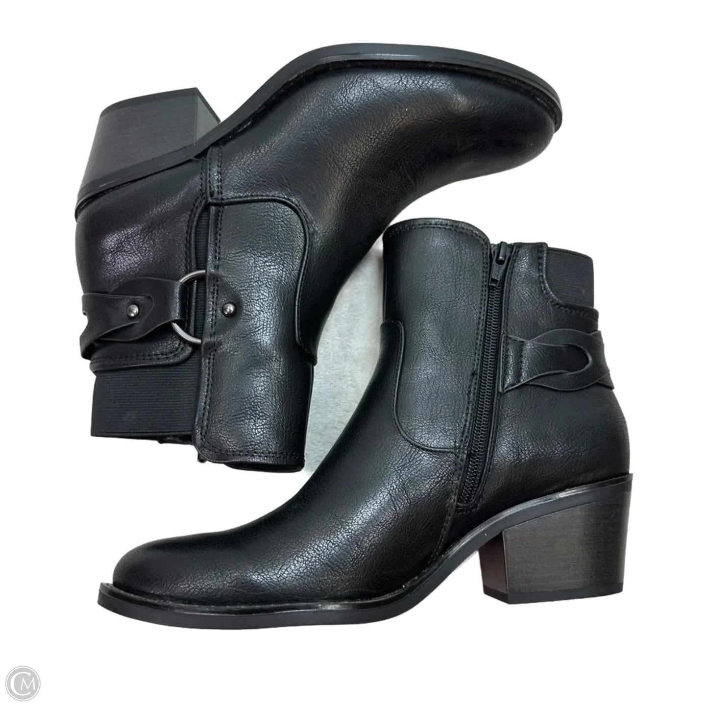 Boots Ankle Flats By Bare Traps In Black, Size: 8.5