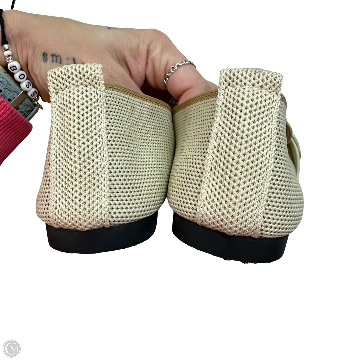 Shoes Flats By Clothes Mentor In Beige, Size: 8.5
