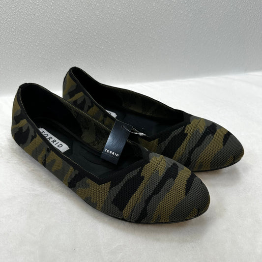 Shoes Flats Ballet By Torrid In Camoflauge, Size: 8.5