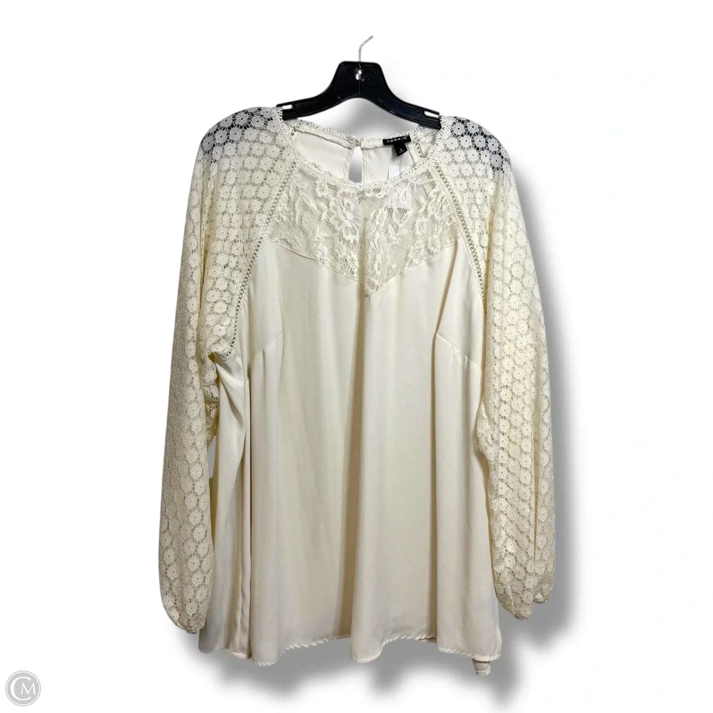 Top Long Sleeve By Torrid In Ivory, Size: 2x