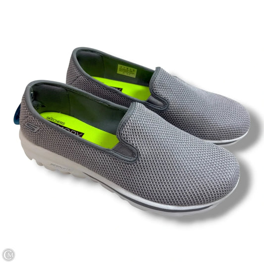 Shoes Sneakers By Skechers In Grey, Size: 10
