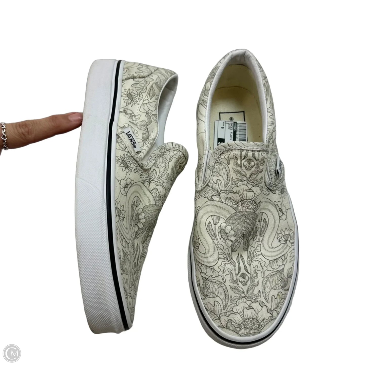 Shoes Flats By Vans In White, Size: 6