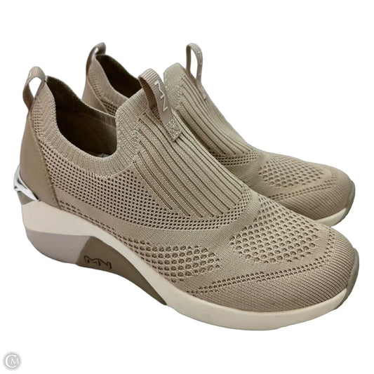 Shoes Heels Wedge By Skechers In Tan, Size: 7.5