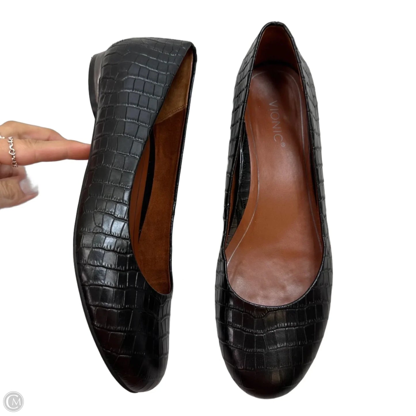 Shoes Flats By Vionic In Black, Size: 9
