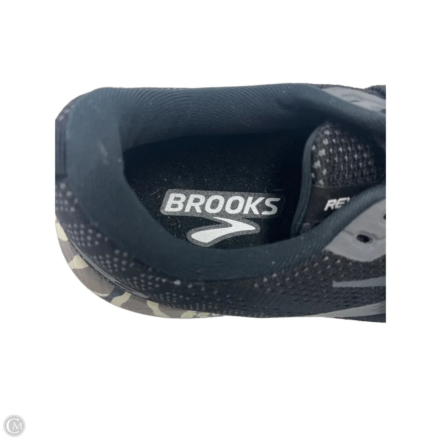 Shoes Athletic By Brooks In Black & White, Size: 9.5