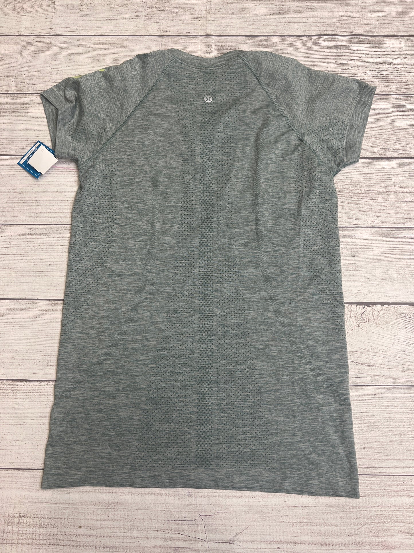 Athletic Top Short Sleeve By Lululemon  Size: 8