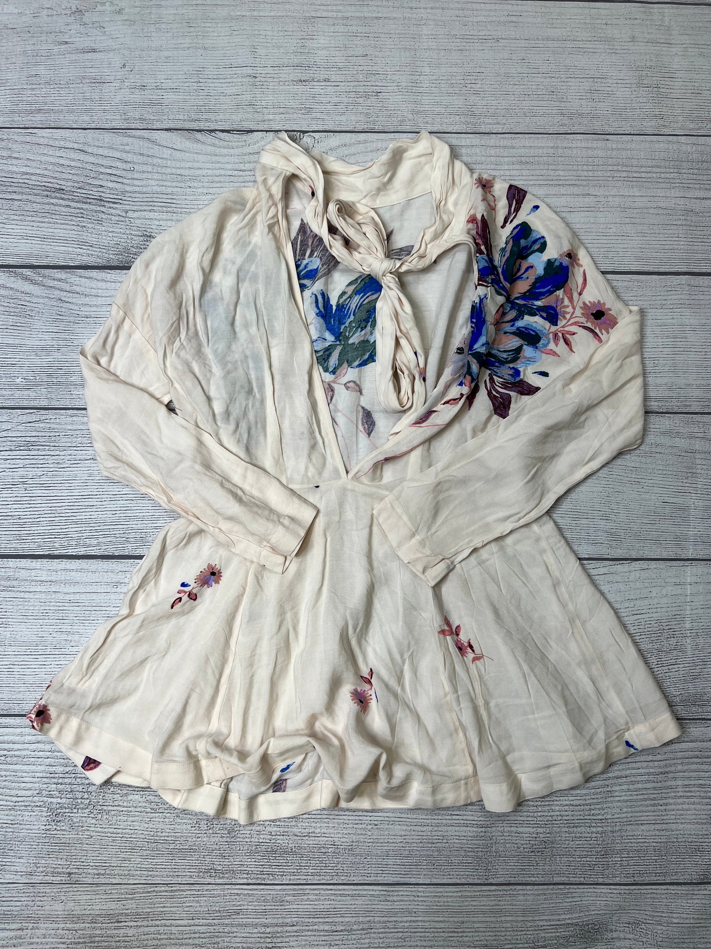 Dress Casual Short By Free People  Size: Xs