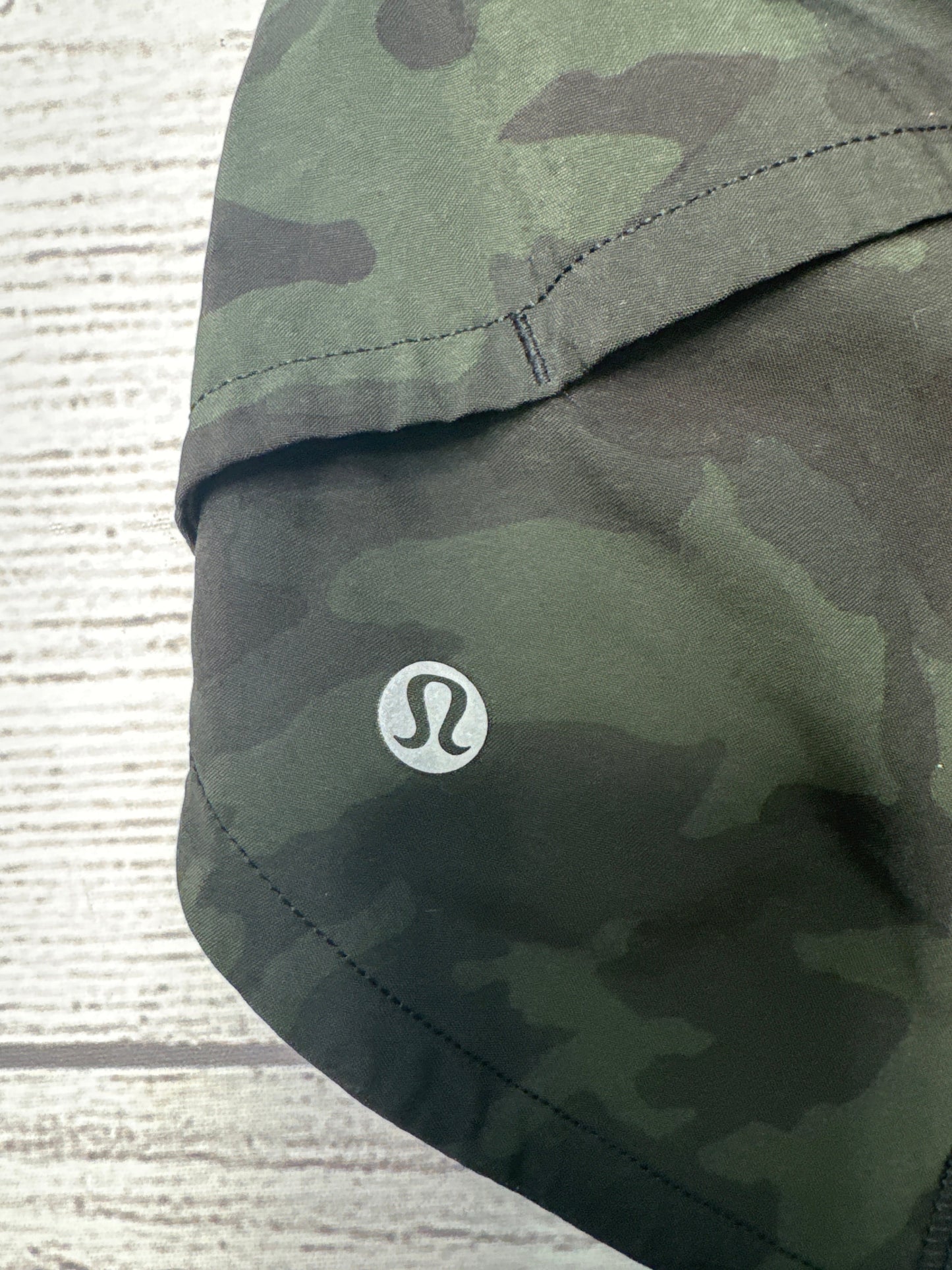 Athletic Shorts By Lululemon In Camoflauge, Size: M