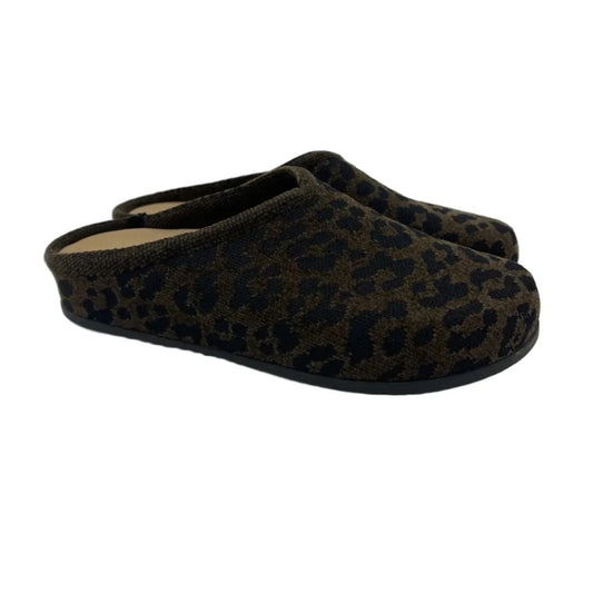 Shoes Designer By Rothys In Animal Print, Size: 9