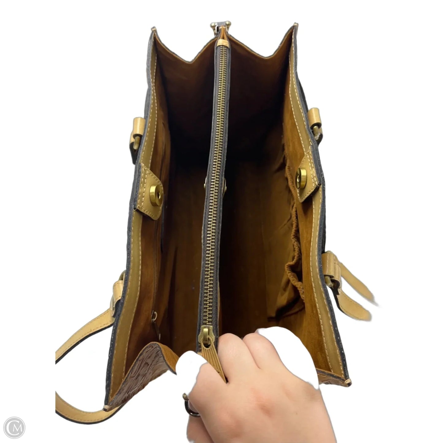Handbag Designer By Patricia Nash