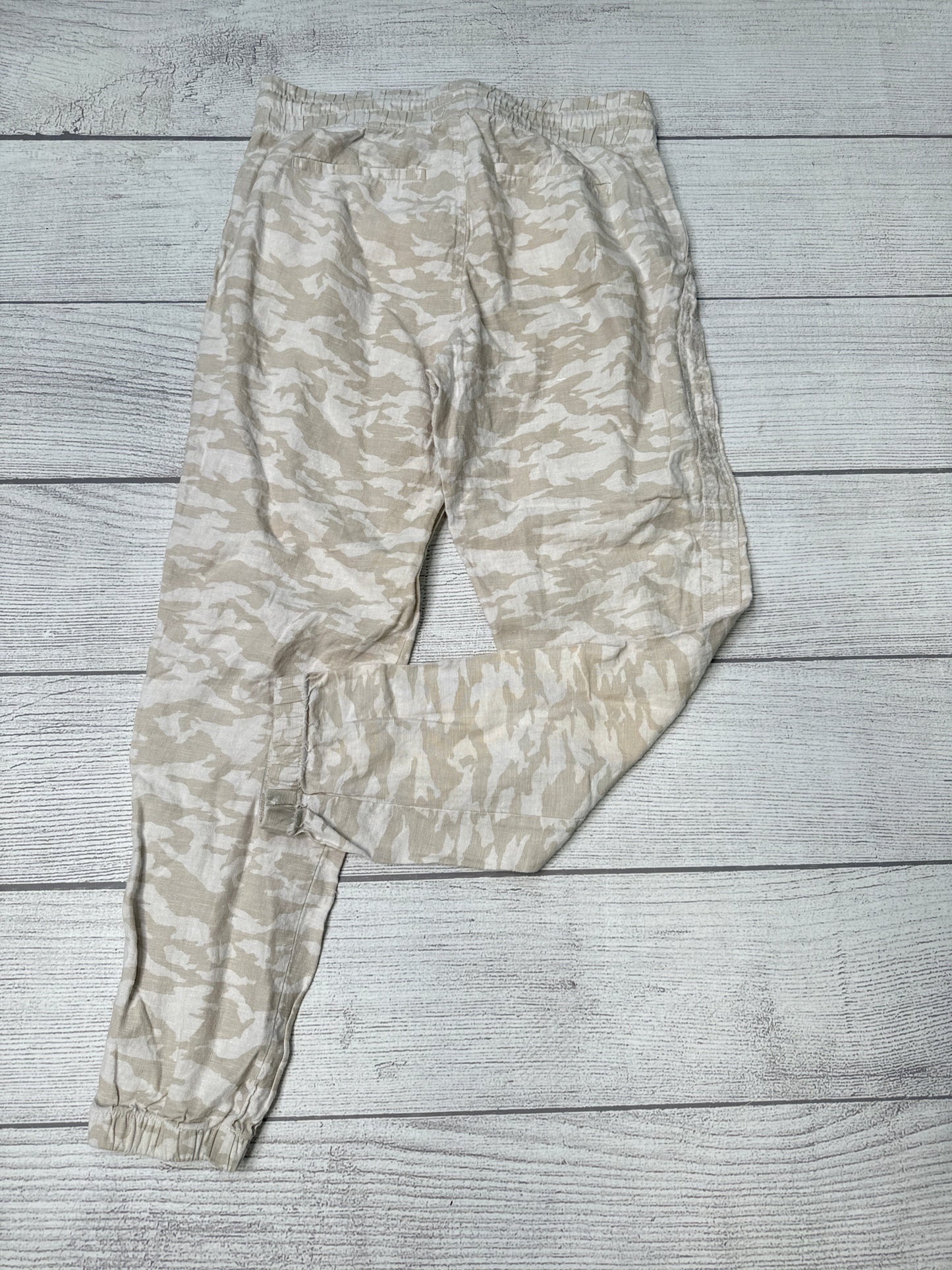 Athletic Pants By Athleta In Camoflauge, Size: 4