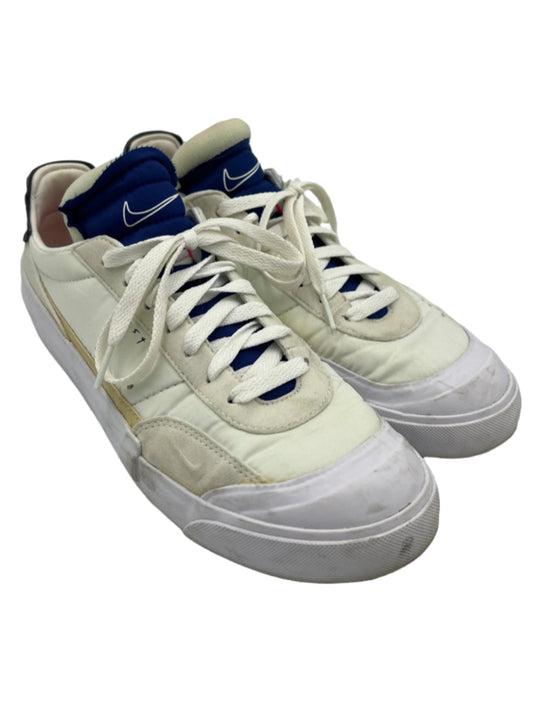 White Shoes Sneakers Nike, Size 10