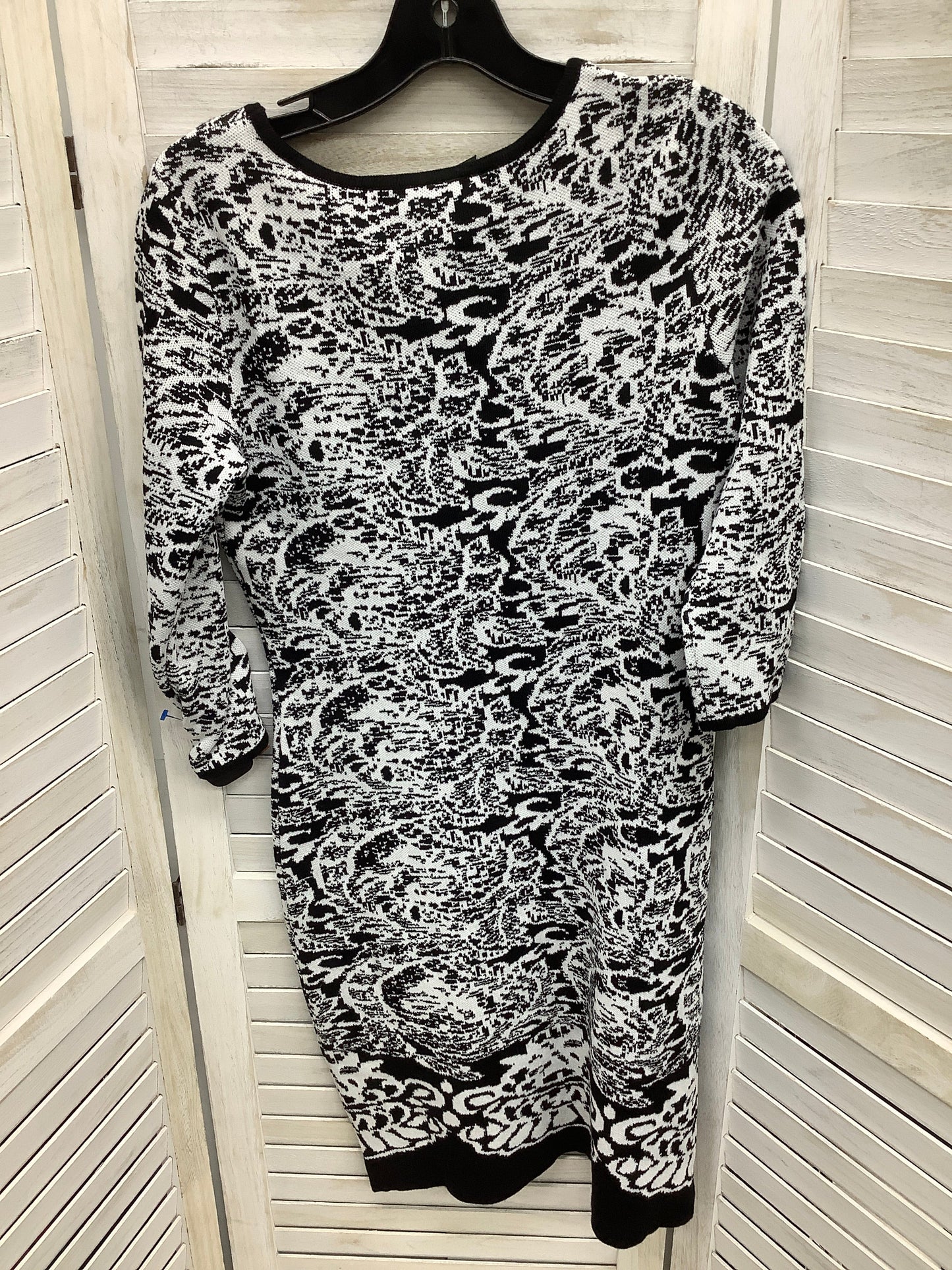 Dress Sweater By Nina Leonard  Size: Xs