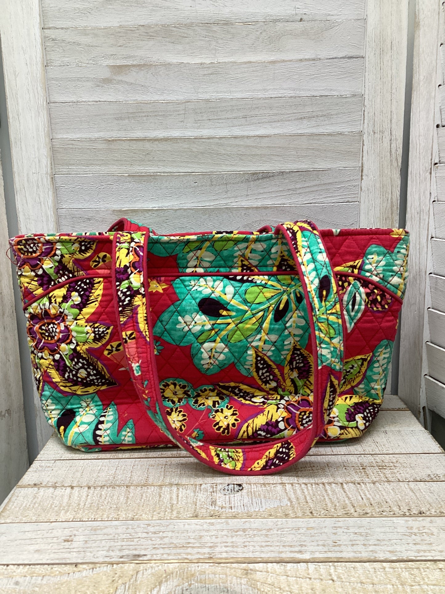 Handbag By Vera Bradley, Size: Medium