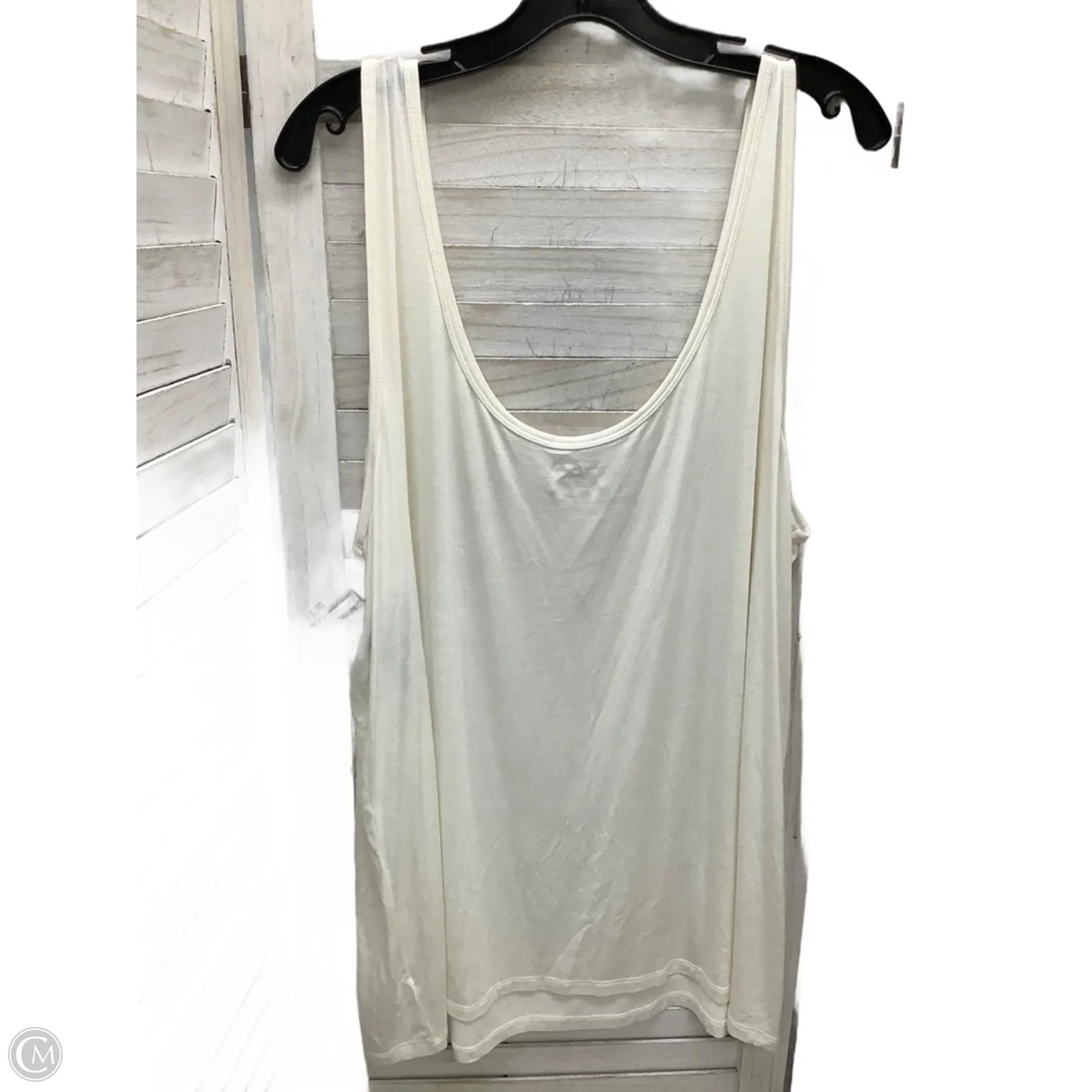 Top Sleeveless By Lane Bryant In Ivory, Size: 26