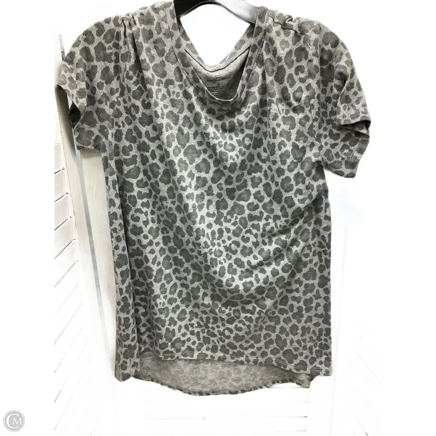 Top Short Sleeve By Zoe And Liv In Leopard Print, Size: L