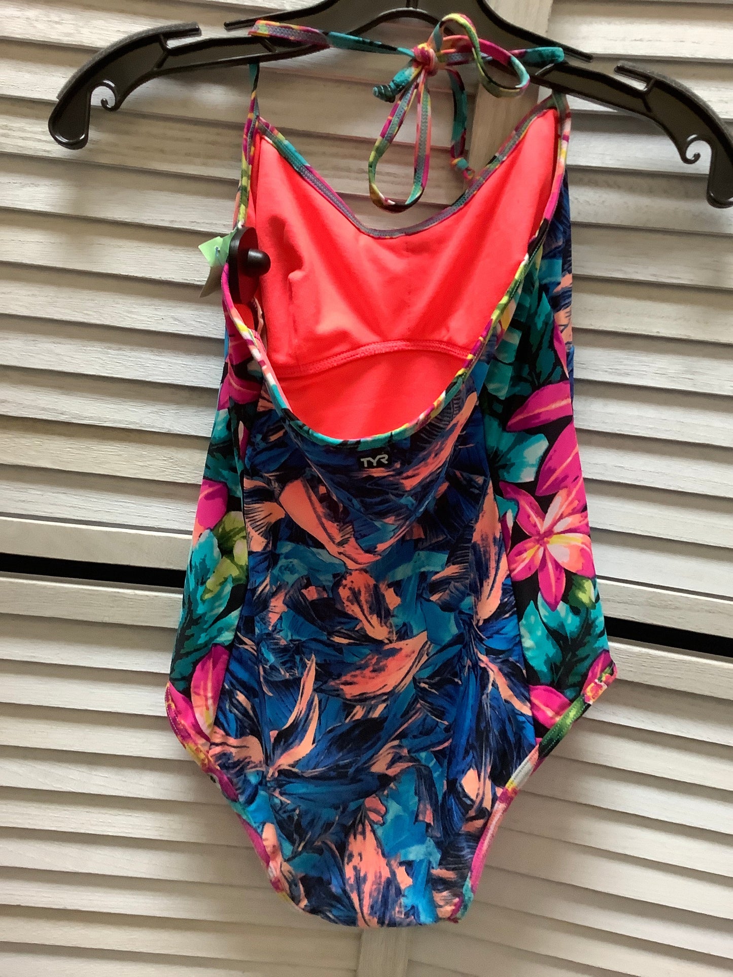 Swimsuit By Clothes Mentor  Size: M