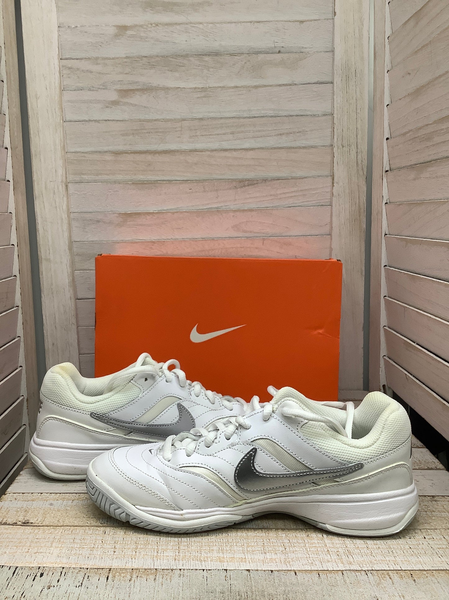 Shoes Athletic By Nike In White, Size: 7