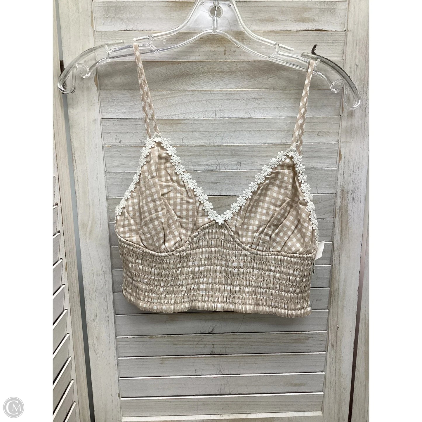 Top Sleeveless By Clothes Mentor In Tan & White, Size: M